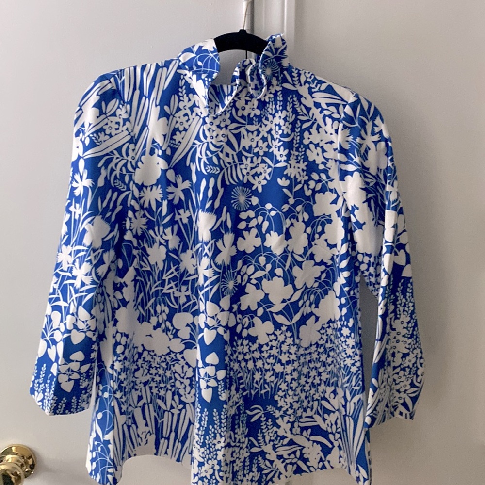 New tuckernuck top